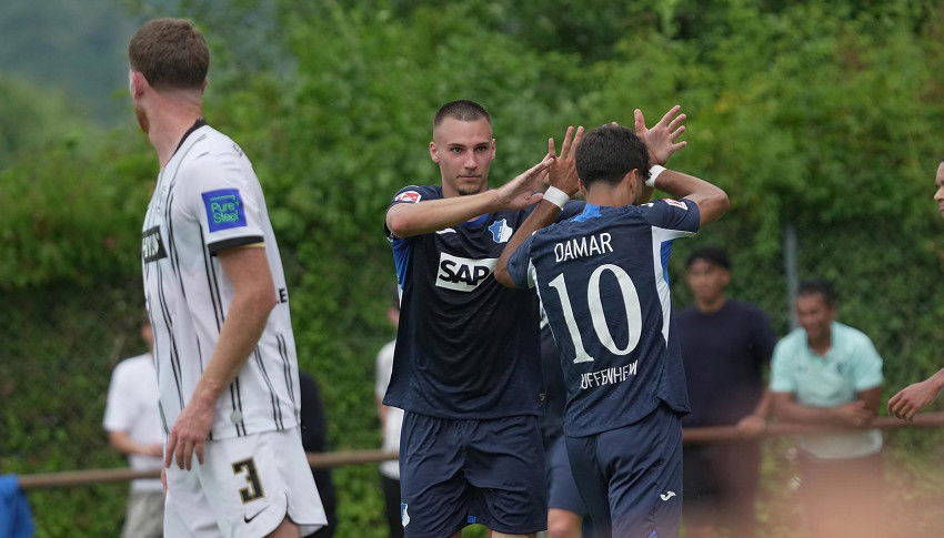 Photo to the news: Decisive victory against Elversberg